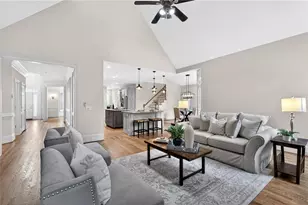 10640 N Edgewater Pl, Johns Creek, GA 30097 - Photo 18