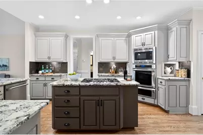 10640 N Edgewater Place, Johns Creek, GA 30097 - Photo 8