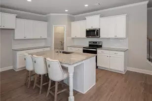 5412 Maple Grv Ln, Flowery Branch, GA 30542 - Photo 4