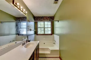 2154 Crystal Lake Dr, Lawrenceville, GA 30044 - Photo 46