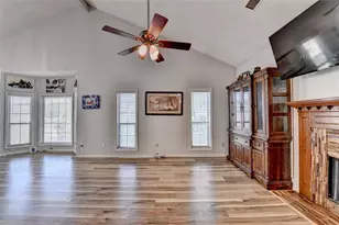 2154 Crystal Lake Dr, Lawrenceville, GA 30044 - Photo 18
