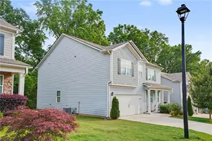 477 Starbuck Parkway, Pendergrass, GA 30567 - Photo 2