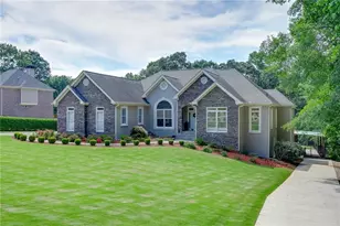 765 River Chase, Hoschton, GA 30548 - Photo 2