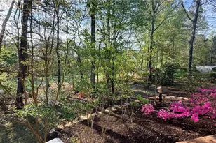 5570 Stoneleigh Dr, Suwanee, GA 30024 - Photo 22