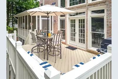 5570 Stoneleigh Drive, Suwanee, GA 30024 - Photo 22