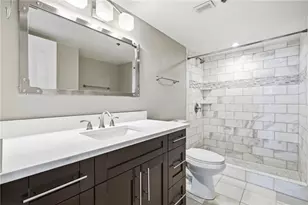 2870 Pharr Ct South NW, Atlanta, GA 30305 - Photo 16