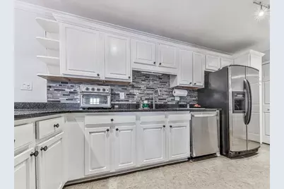 1708 Brighton Point, Atlanta, GA 30328 - Photo 8