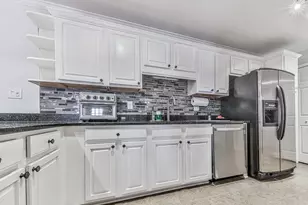1708 Brighton Point, Atlanta, GA 30328 - Photo 8