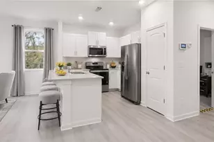 2019 Roseleigh Dr, Douglasville, GA 30134 - Photo 4