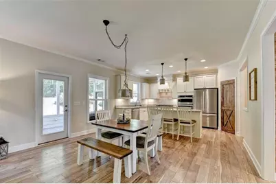 6015 Cedar Wood Court, Hoschton, GA 30548 - Photo 16