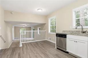 2296 Aurie Dr, Decatur, GA 30034 - Photo 12