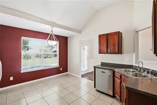 6141 Red Top Loop, Fairburn, GA 30213 - Photo 10