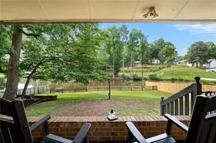 3933 John Hopkins Ct, Decatur, GA 30034 - Photo 4