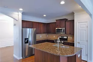10829 Yorkwood St, Duluth, GA 30097 - Photo 14