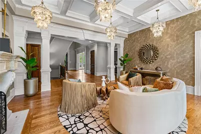 453 Londonberry Road, Sandy Springs, GA 30327 - Photo 10