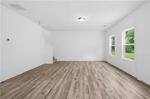2048 Boxwood Cir, Conyers, GA 30094 - Photo 18