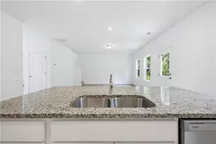 2048 Boxwood Cir, Conyers, GA 30094 - Photo 10