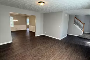 6424 Castle Ct Way, Lithonia, GA 30058 - Photo 16