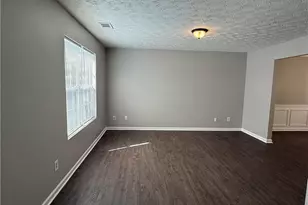 6424 Castle Ct Way, Lithonia, GA 30058 - Photo 8