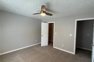 6424 Castle Ct Way, Lithonia, GA 30058 - Photo 38