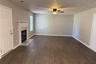 6424 Castle Ct Way, Lithonia, GA 30058 - Photo 22