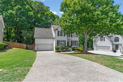 6000 Hampton Bluff Way, Roswell, GA 30075 - Photo 2