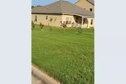 1456 SE Bourdon Bell Drive SE, Conyers, GA 30013 - Photo 2