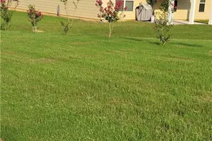 1456 SE Bourdon Bell Dr SE, Conyers, GA 30013 - Photo 2