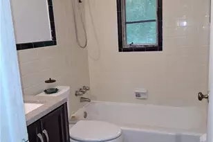 633 Currie Dr, Forest Park, GA 30297 - Photo 10