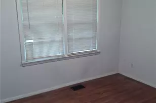 633 Currie Dr, Forest Park, GA 30297 - Photo 12