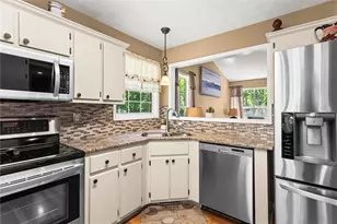 5310 Redfield Way, Flowery Branch, GA 30542 - Photo 12