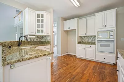 8033 Ridge Valley, Woodstock, GA 30189 - Photo 18