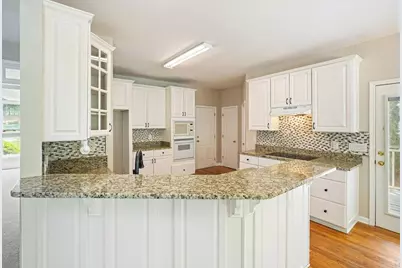 8033 Ridge Valley, Woodstock, GA 30189 - Photo 16