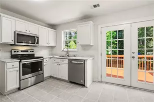 975 Riverside Walk Crossing, Sugar Hill, GA 30518 - Photo 10