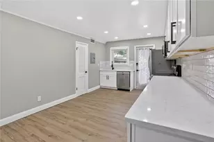 3510 Roswell Rd NW, Atlanta, GA 30305 - Photo 8