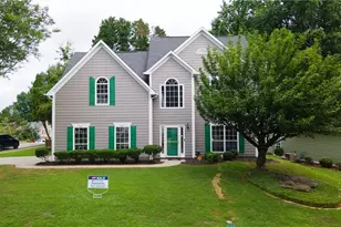 1607 Tunbridge Ln, Lawrenceville, GA 30043 - Photo 2