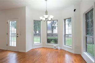 1607 Tunbridge Ln, Lawrenceville, GA 30043 - Photo 10
