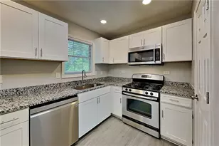 107 Ivy Trace Ln, Dallas, GA 30157 - Photo 4