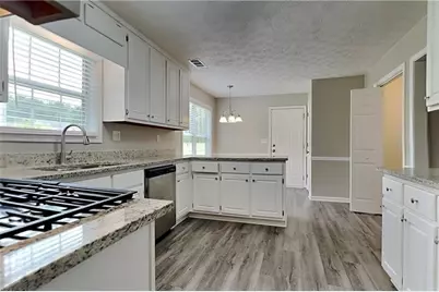 70 Leighs Grove Way, Grayson, GA 30017 - Photo 6