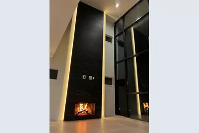 739 Antone Street NW, Atlanta, GA 30318 - Photo 2