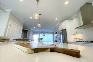 564 Ember Ln NW, Atlanta, GA 30318 - Photo 16