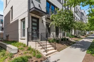 564 Ember Ln NW, Atlanta, GA 30318 - Photo 2