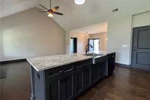 127 Alex Ct, Calhoun, GA 30701 - Photo 10