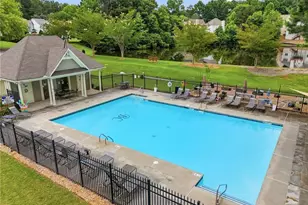 4343 Clairesbrook Ln, Acworth, GA 30101 - Photo 4