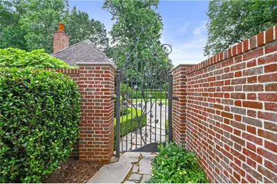369 Pine Tree Drive NE, Atlanta, GA 30305 - Photo 120