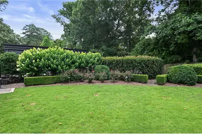 369 Pine Tree Drive NE, Atlanta, GA 30305 - Photo 118