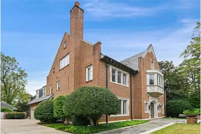 369 Pine Tree Drive NE, Atlanta, GA 30305 - Photo 4