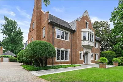 369 Pine Tree Drive NE, Atlanta, GA 30305 - Photo 6