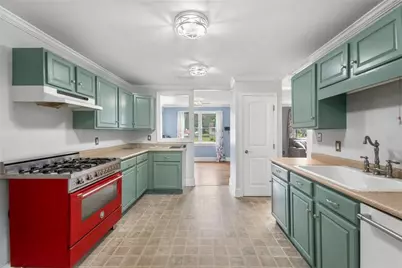 975 South Avenue, Forest Park, GA 30297 - Photo 16