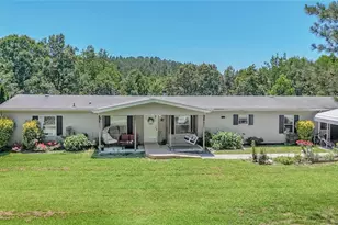 1575 Davis Rd W, Fairmount, GA 30139 - Photo 1